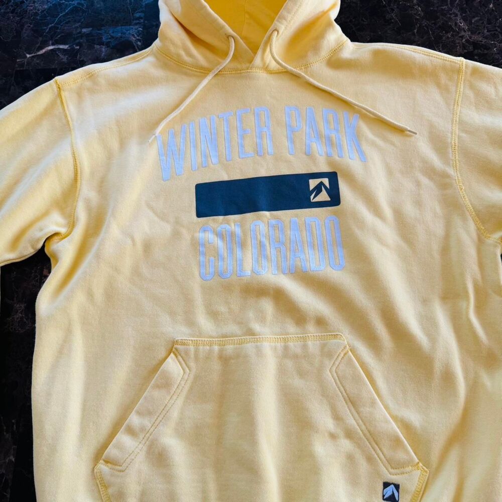 Unbranded Men's Yellow Hoodie - Picture 4 of 7
